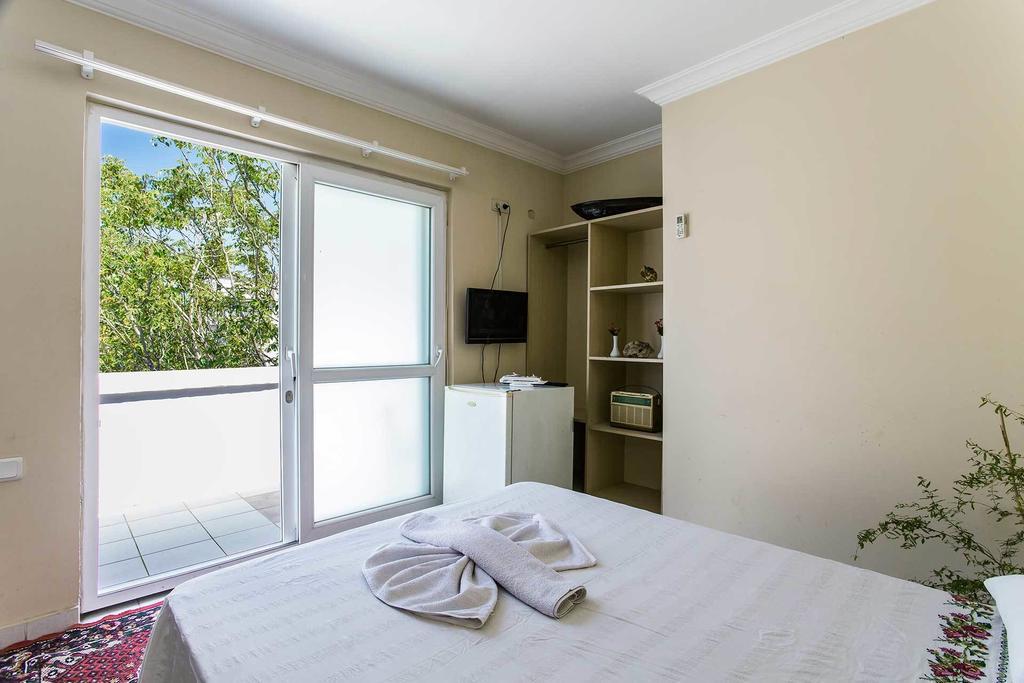 Laguna Otel Pansiyon Esmirna Quarto foto